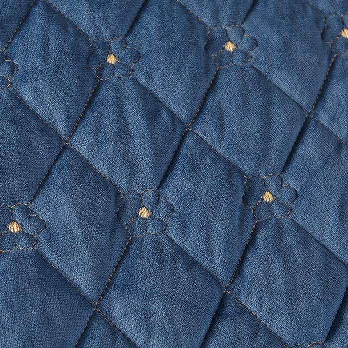 91家纺网 家纺一手货源 找家纺 罗艺轩 2024新款欧洲风情宝宝绒可拆卸夹棉床裙三件套 宝石蓝