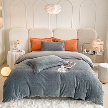 91家纺网 家纺一手货源 找家纺 （总）寐居家纺 2023年高克重烂花牛奶绒四件套