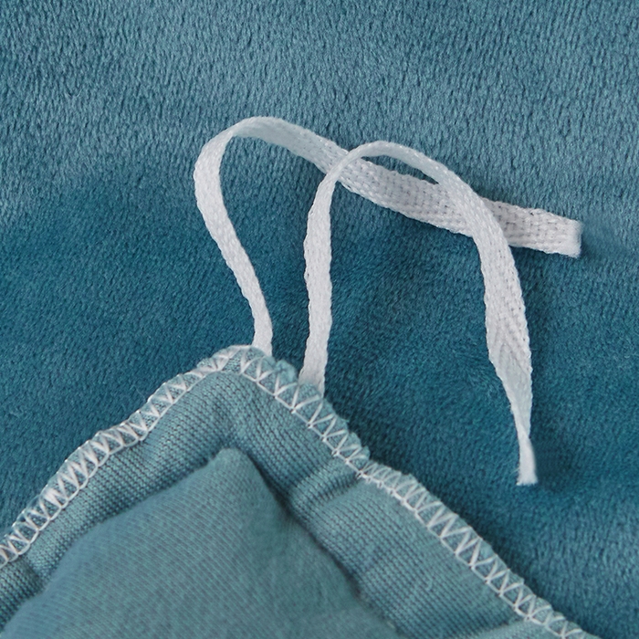 91家纺网 家纺一手货源 找家纺 罗艺轩 2024新款欧洲风情宝宝绒可拆卸夹棉床裙三件套 绅士蓝