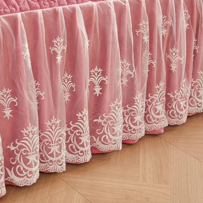 91家纺网 家纺一手货源 找家纺 虹星家纺 2023新款牛奶绒夹棉床裙套件清新系列-床裙款单床裙  清新-萝莉豆沙