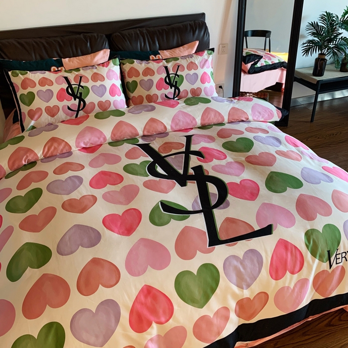 91家纺网 家纺一手货源 找家纺 花沐 2023新款ab版纯棉数码四件套 乖乖也心动