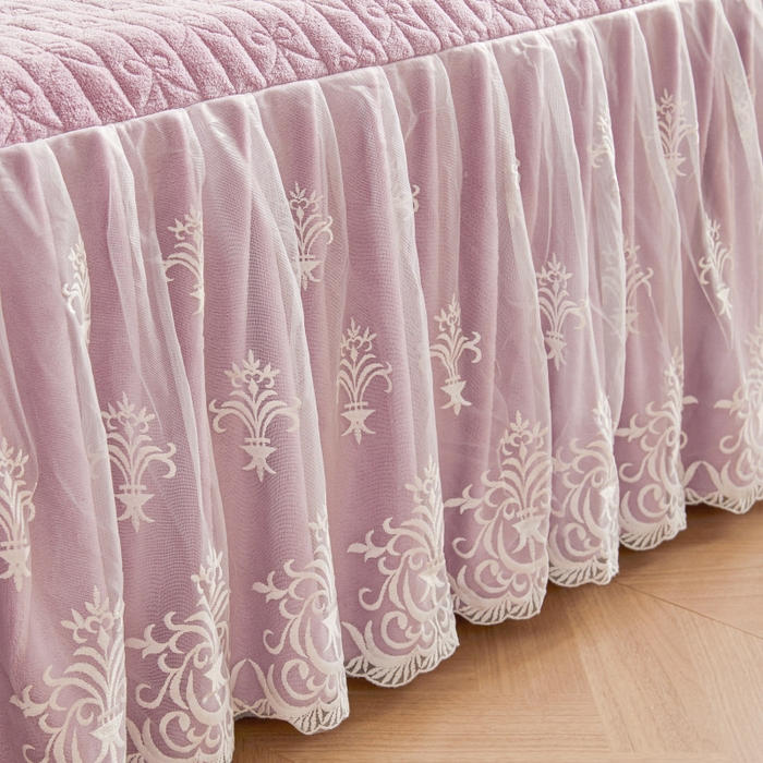 91家纺网 家纺一手货源 找家纺 虹星家纺 2023新款牛奶绒夹棉床裙套件清新系列-床裙款单床裙  清新-浪漫紫