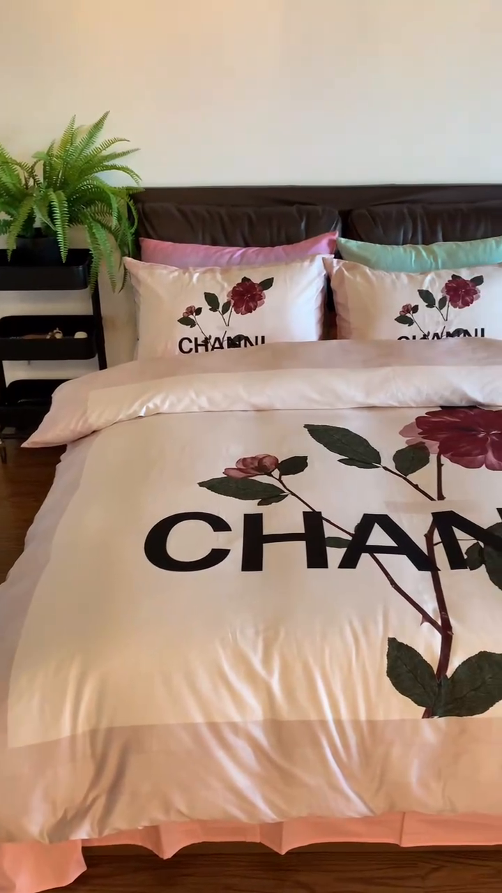 91家纺网 家纺一手货源 找家纺 花沐 2023新款ab版纯棉数码四件套 一只花芽