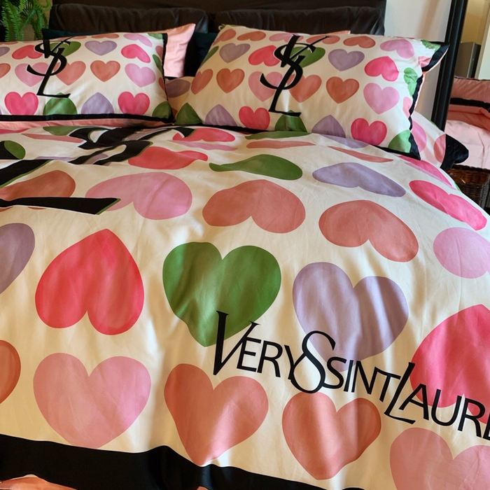 91家纺网 家纺一手货源 找家纺 花沐 2023新款ab版纯棉数码四件套 乖乖也心动