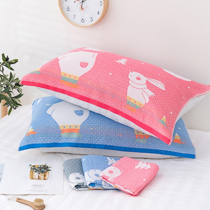 91家纺网 家纺一手货源 找家纺 朴尔家纺-毛巾被 2023新款特惠混纺棉质三层纱布独版AB面枕巾 爱心熊兰