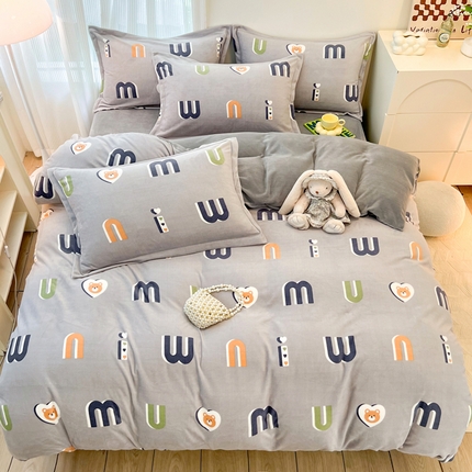 91家纺网 家纺一手货源 找家纺 （总）寐居家纺 2023新款小清新牛奶绒印花四件套