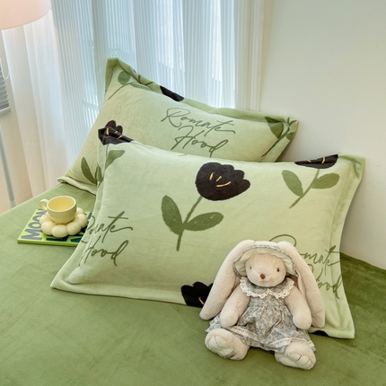 91家纺网 家纺一手货源 找家纺 （总）寐居家纺 2023新款小清新牛奶绒印花枕套