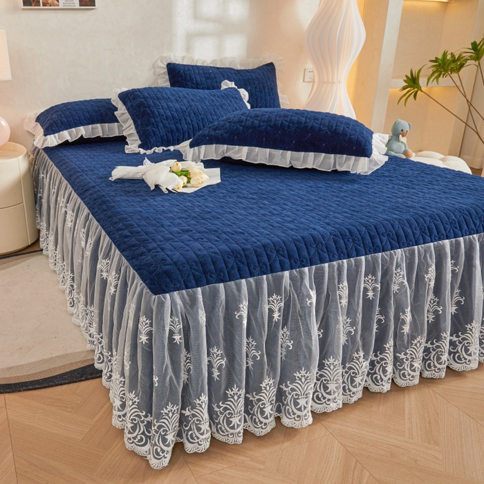 91家纺网 家纺一手货源 找家纺 虹星家纺 2023新款牛奶绒夹棉床裙套件清新系列-床裙款单床裙  清新-藏青