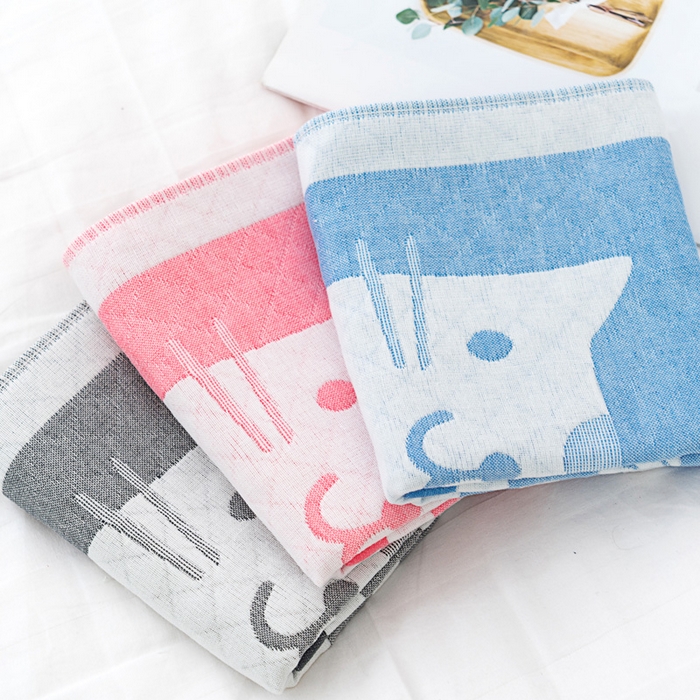 91家纺网 家纺一手货源 找家纺 朴尔家纺-毛巾被 2023新款特惠混纺棉质三层纱布独版AB面枕巾 爱鱼的猫粉