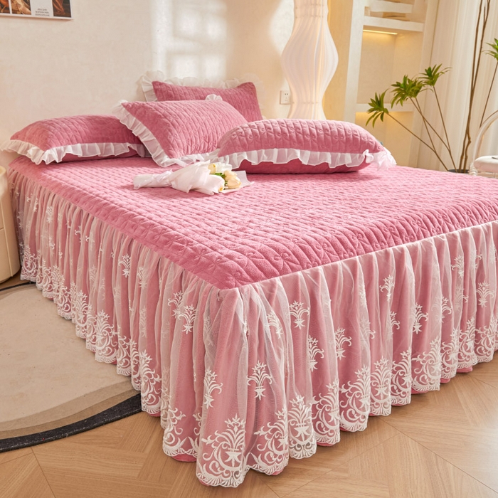 91家纺网 家纺一手货源 找家纺 虹星家纺 2023新款牛奶绒夹棉床裙套件清新系列-床裙款单床裙  清新-萝莉豆沙