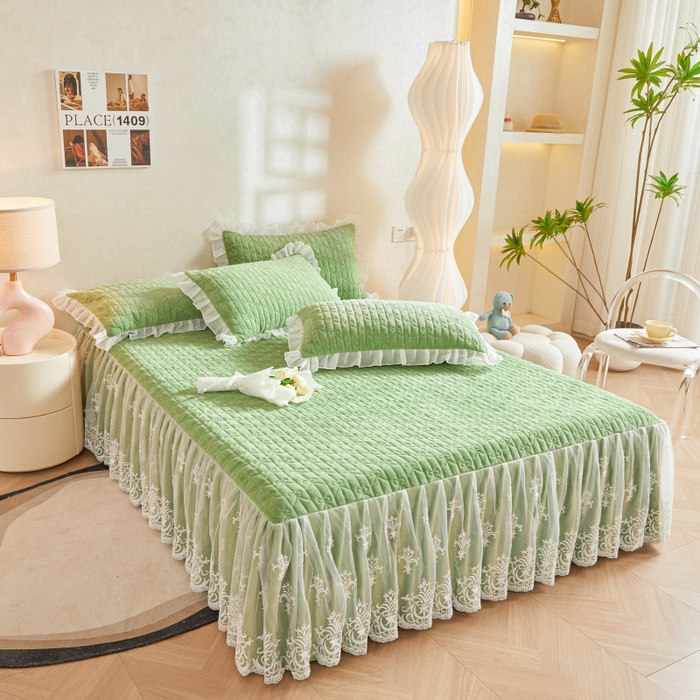 91家纺网 家纺一手货源 找家纺 虹星家纺 2023新款牛奶绒夹棉床裙套件清新系列-床裙款单床裙  清新-牛油果绿