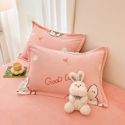 91家纺网 家纺一手货源 找家纺 （总）寐居  2023新款小清新牛奶绒印花单枕套 48*74cm/对 沁香花