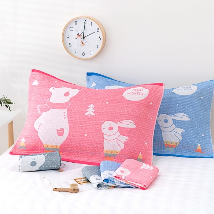 91家纺网 家纺一手货源 找家纺 朴尔家纺-毛巾被 2023新款特惠混纺棉质三层纱布独版AB面枕巾 爱心熊灰