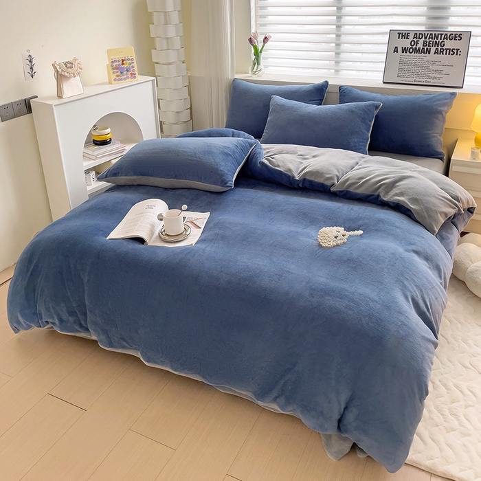 91家纺网 家纺一手货源 找家纺 寐居  2023新款高克重拼色牛奶绒四件套 宝石蓝灰