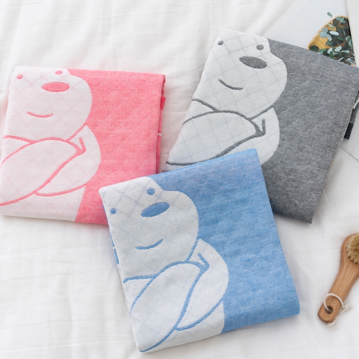 91家纺网 家纺一手货源 找家纺 朴尔家纺-毛巾被 2023新款特惠混纺棉质三层纱布独版AB面枕巾 白熊灰