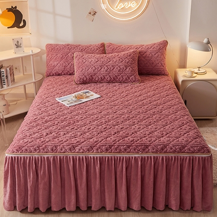 91家纺网 家纺一手货源 找家纺 （总）恋尚 2023新款塔芙绒床裙可脱卸款