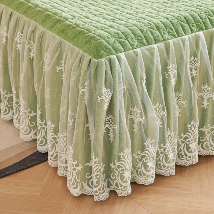 91家纺网 家纺一手货源 找家纺 虹星家纺 2023新款牛奶绒夹棉床裙套件清新系列-床裙款单床裙  清新-牛油果绿