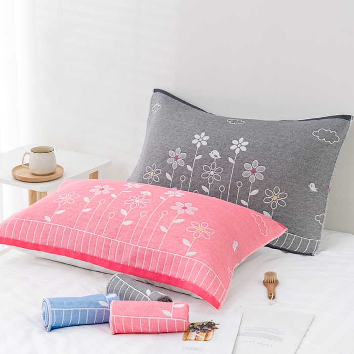 91家纺网 家纺一手货源 找家纺 朴尔家纺-毛巾被 2023新款特惠混纺棉质三层纱布独版AB面枕巾 花中细语灰