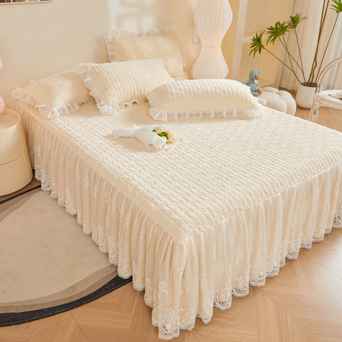 91家纺网 家纺一手货源 找家纺 （总）虹星家纺 2023新款牛奶绒夹棉床裙套件清新系列-床裙款单床裙 