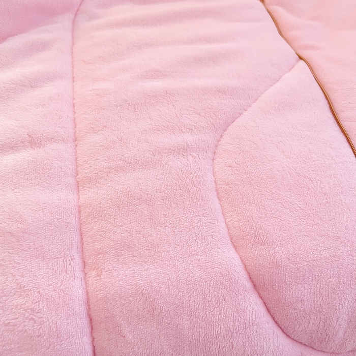 91家纺网 家纺一手货源 找家纺 阳光依佰 2023新款多功能牛奶绒抱枕被-暖暖兔 粉玉