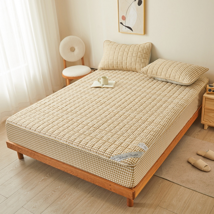 91家纺网 家纺一手货源 找家纺 2023新款直播爆款水洗棉夹棉床笠三件套 咖小格