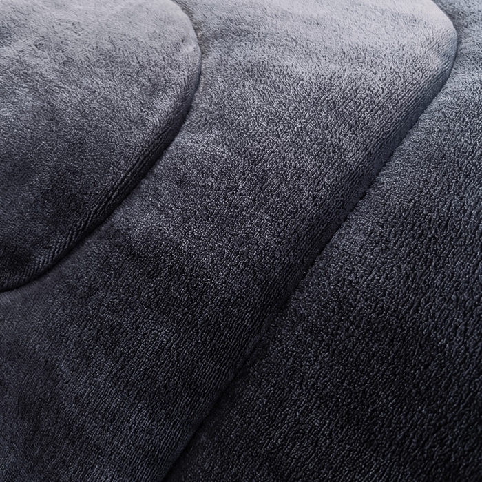 91家纺网 家纺一手货源 找家纺 阳光依佰 2023新款多功能牛奶绒抱枕被-暖暖兔 深灰