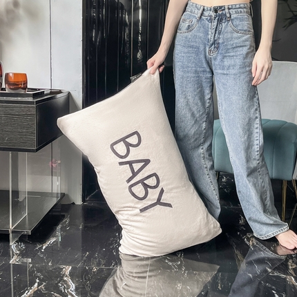 91家纺网 家纺一手货源 找家纺 潮邦创意家居 2025新款ins数码大版印花牛奶绒枕套单人枕 baby