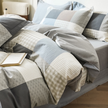 91家纺网 家纺一手货源 找家纺 （总）卡巴伦家纺 2023新款原棉磨毛印花简约四件套系列