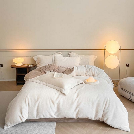 91家纺网 家纺一手货源 找家纺 （总）金麦 2023新款纯色皮草级320克兔兔绒四件套