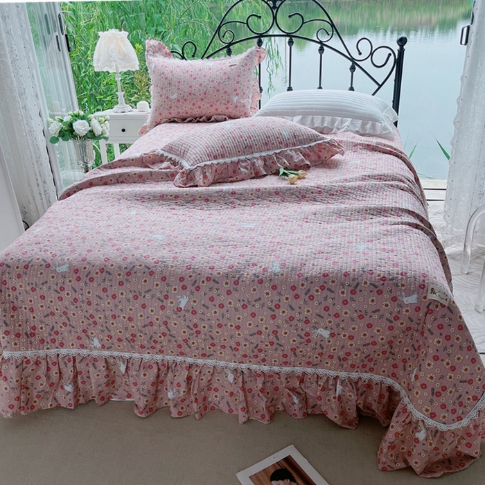 91家纺网 家纺一手货源 找家纺 胜权2023秋冬新款全棉花边夹棉单床盖单件四季用床盖三件套 思念