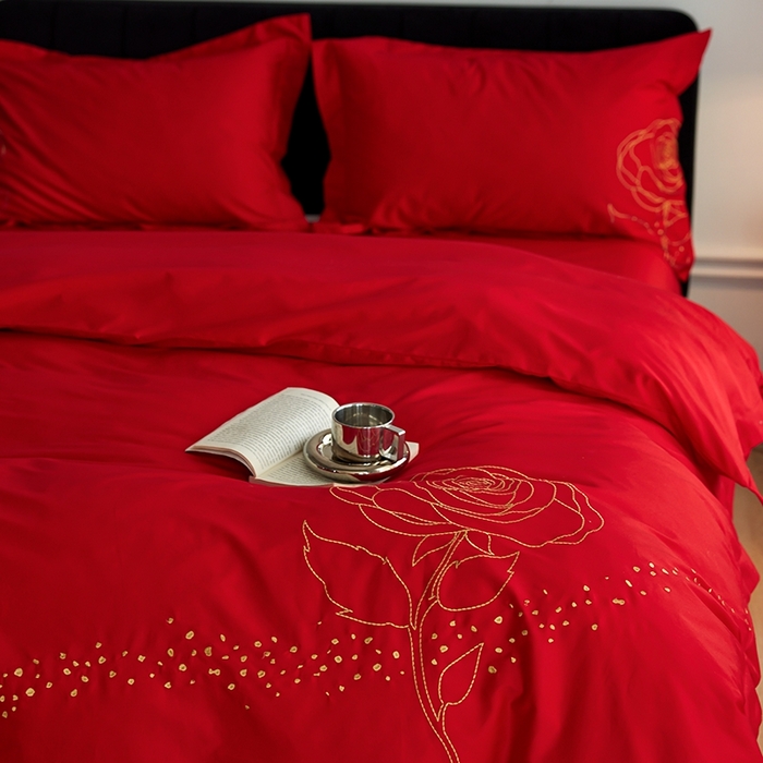 91家纺网 家纺一手货源 找家纺 千朵森 2024新款新疆长绒棉婚庆刺绣四件套-玫瑰 婚庆红