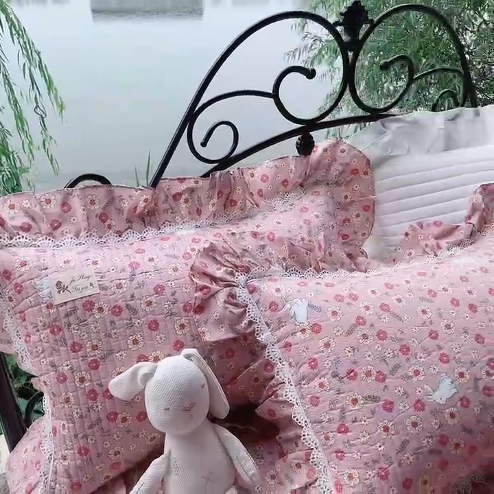 91家纺网 家纺一手货源 找家纺 胜权2023秋冬新款全棉花边夹棉单床盖单件四季用床盖三件套 思念