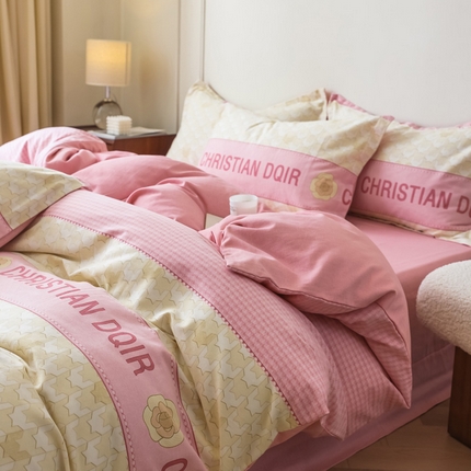 91家纺网 家纺一手货源 找家纺 （总）卡巴伦家纺 2023新款原棉磨毛印花简约四件套系列