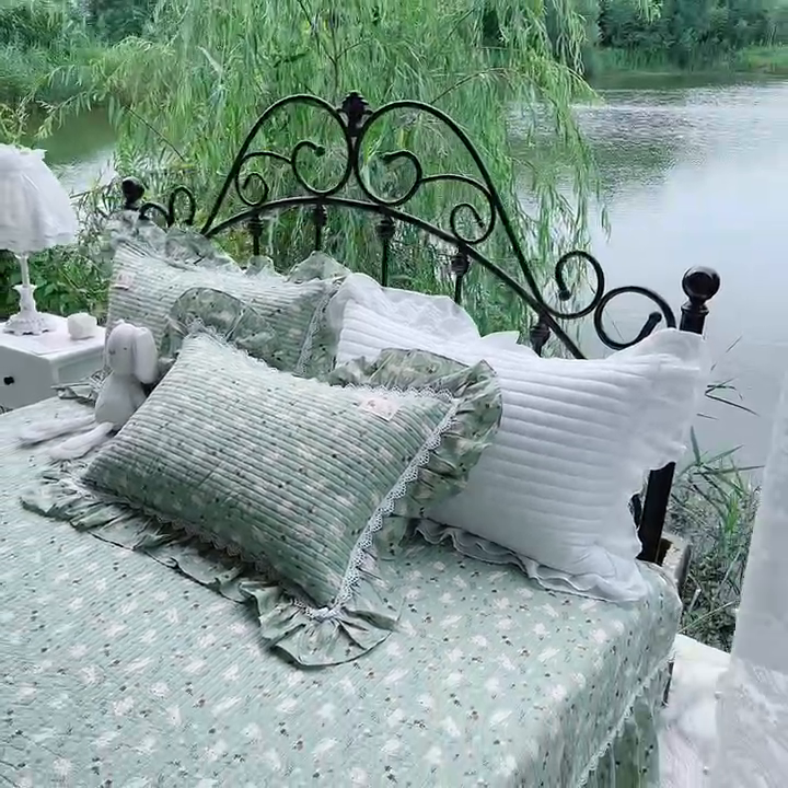 91家纺网 家纺一手货源 找家纺 胜权2023秋冬新款全棉花边夹棉单床盖单件四季用床盖三件套 青萌