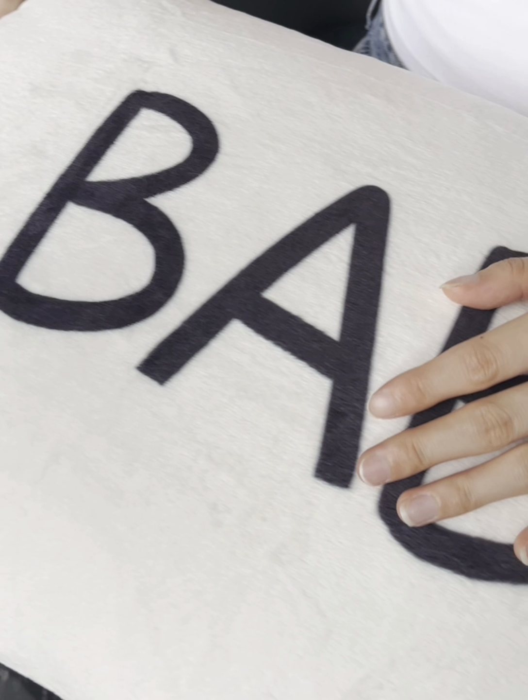 91家纺网 家纺一手货源 找家纺 （总）潮邦创意家居 2025新款ins数码大版印花牛奶绒枕套单人枕