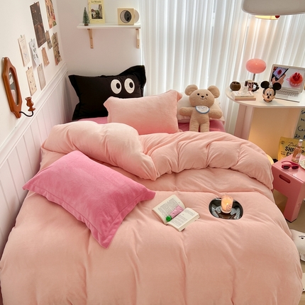 91家纺网 家纺一手货源 找家纺 顾里家纺 2023新款多巴胺撞色混搭牛奶绒四件套 荔枝气泡