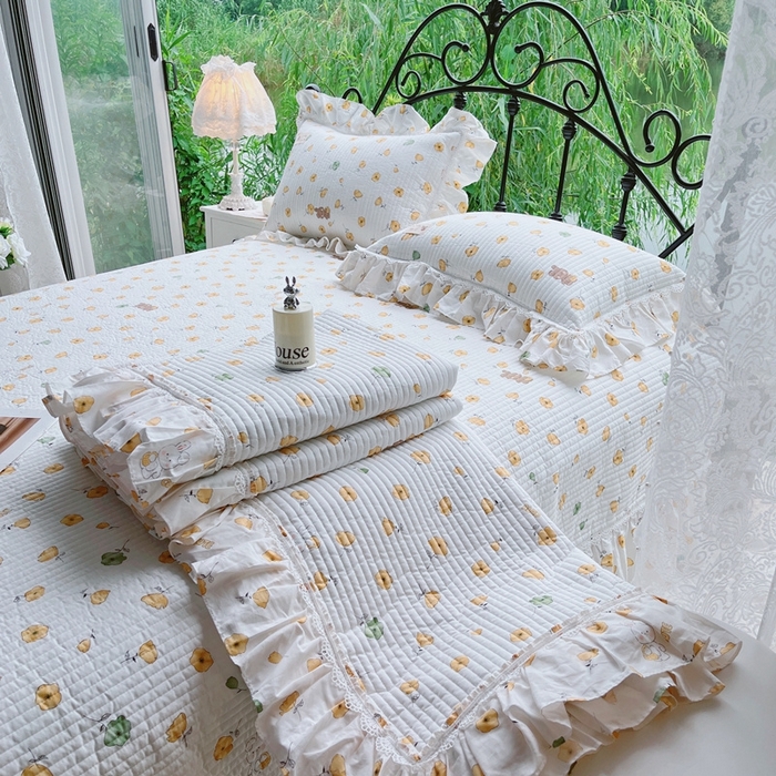 91家纺网 家纺一手货源 找家纺 胜权2023秋冬新款全棉花边夹棉单床盖单件四季用床盖三件套 杏福