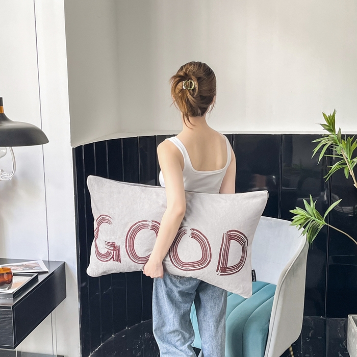 91家纺网 家纺一手货源 找家纺 潮邦创意家居 2025新款ins数码大版印花牛奶绒枕套单人枕 good