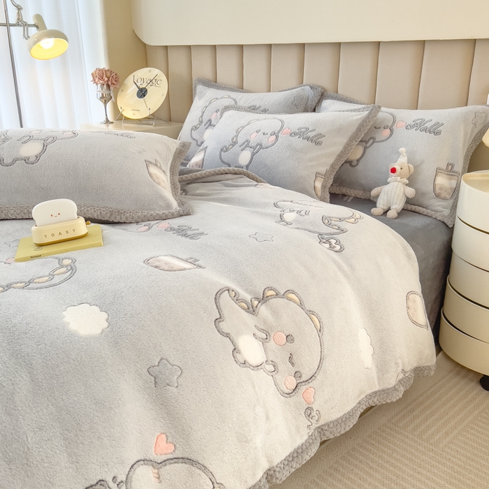 91家纺网 家纺一手货源 找家纺 2023新款立体6D雪花绒加厚保暖系列单枕套 48x74cm一对 奶茶小龙-灰