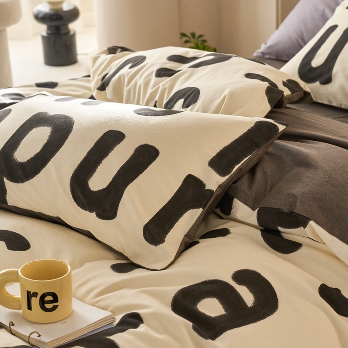 91家纺网 家纺一手货源 找家纺 时年2023新款全棉磨毛印花系列套件-简约风格 心动