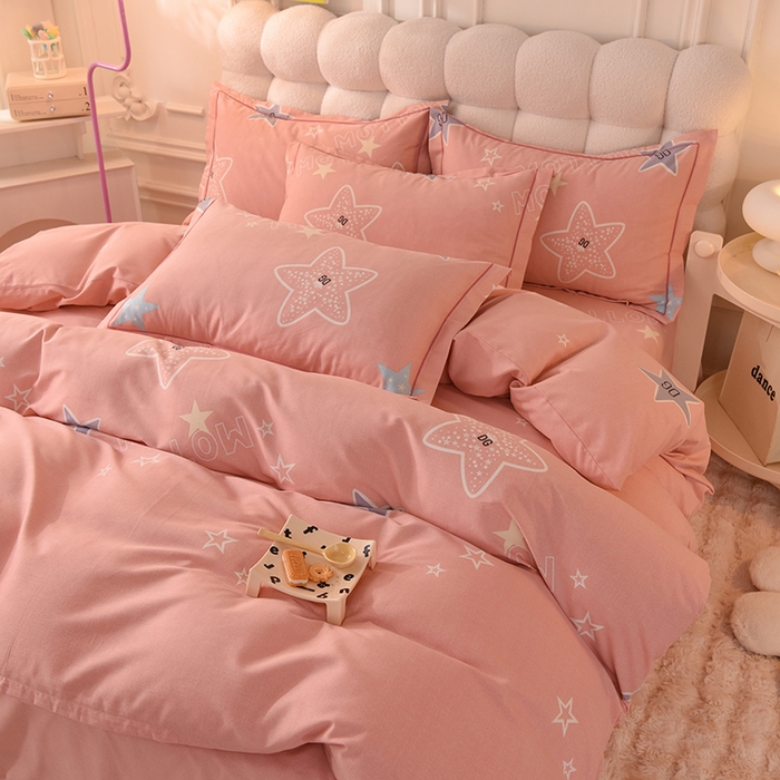 91家纺网 家纺一手货源 找家纺 简如   2025新款全棉磨毛印花四件套 星岛之恋-粉