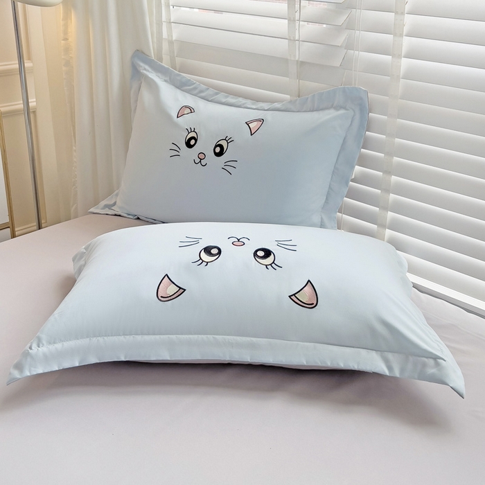 91家纺网 家纺一手货源 找家纺 娜娜 2023新款亲肤柔软水洗磨毛毛巾绣四件套-咪咪猫 咪咪猫-蓝灰