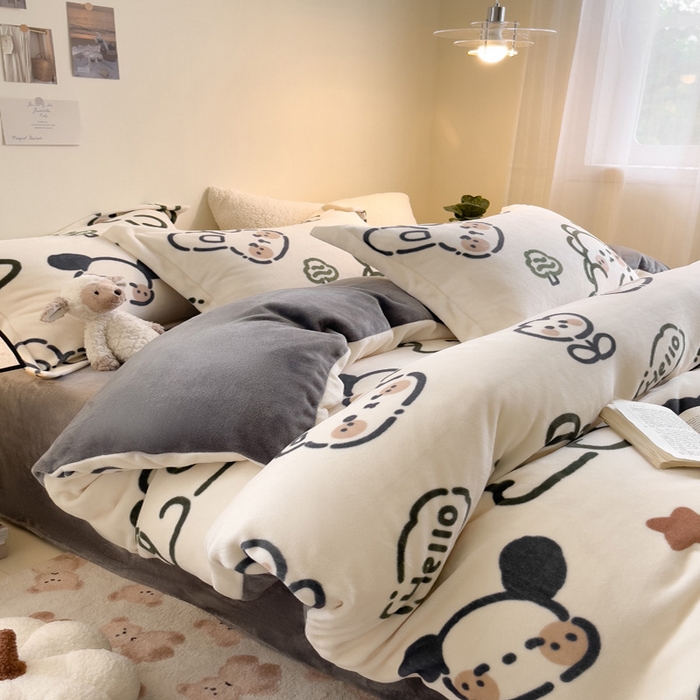 91家纺网 家纺一手货源 找家纺 宅部落 2023新款高克重牛奶绒四件套 欢乐伙伴