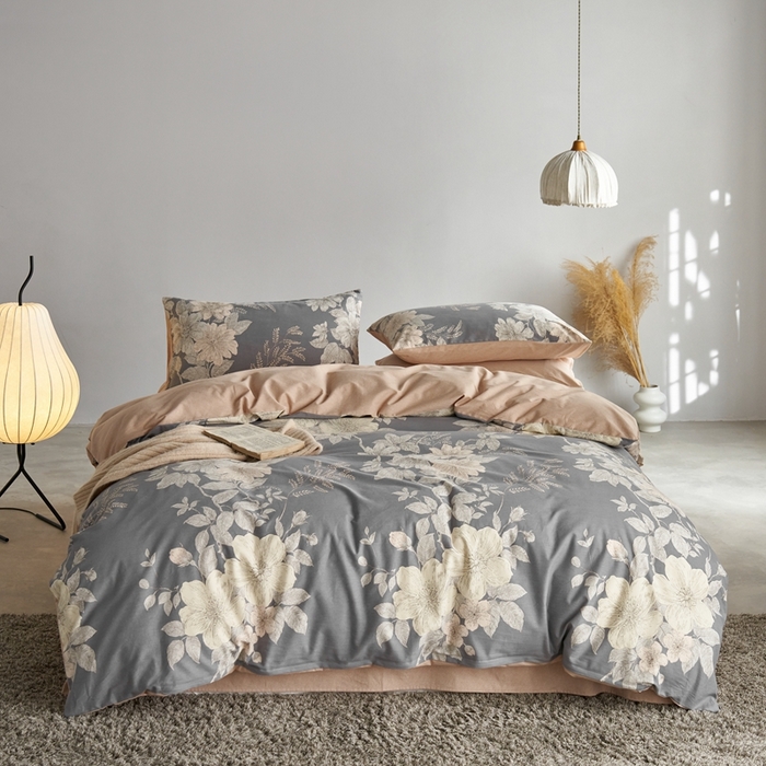 91家纺网 家纺一手货源 找家纺 时年2023新款全棉磨毛印花系列套件-花卉风格 薇甜-灰