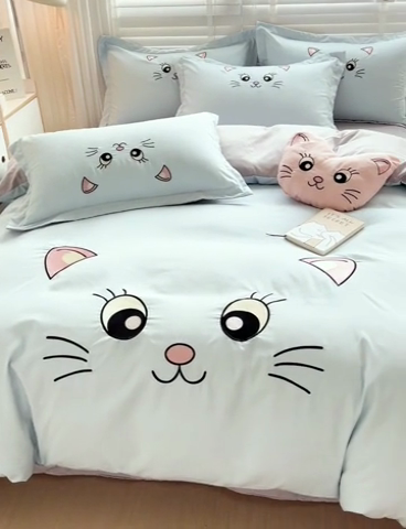 91家纺网 家纺一手货源 找家纺 娜娜 2023新款亲肤柔软水洗磨毛毛巾绣四件套-咪咪猫 咪咪猫-蓝灰