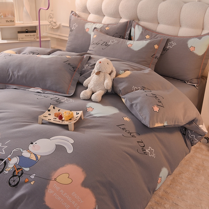 91家纺网 家纺一手货源 找家纺 简如   2025新款全棉磨毛印花四件套 彼得兔-灰