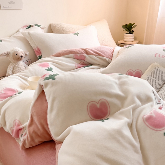 91家纺网 家纺一手货源 找家纺 宅部落 2023新款高克重牛奶绒四件套 郁金香小兔