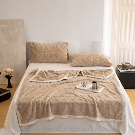 91家纺网 家纺一手货源 找家纺 2023 FORTWO家纺原创设计（FOR TWO家纺） 400克双面加厚舒棉绒毛毯 蜜果-奶咖