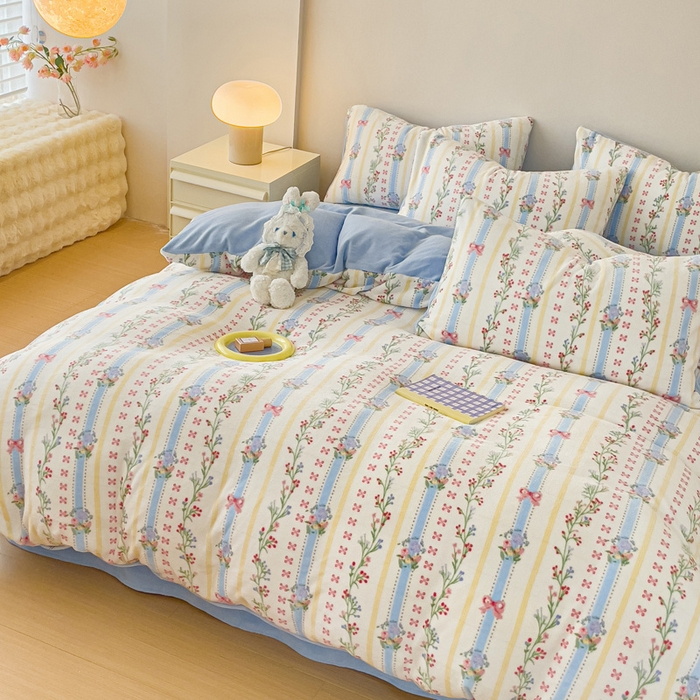 91家纺网 家纺一手货源 找家纺 木堇家居 2023新款牛奶绒印花四件套 洛丽塔-蓝