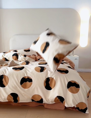 91家纺网 家纺一手货源 找家纺 时年2023新款全棉磨毛印花系列套件-简约风格 丹可